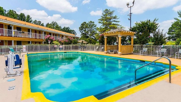 Magnuson Hotel Little Rock South image 2